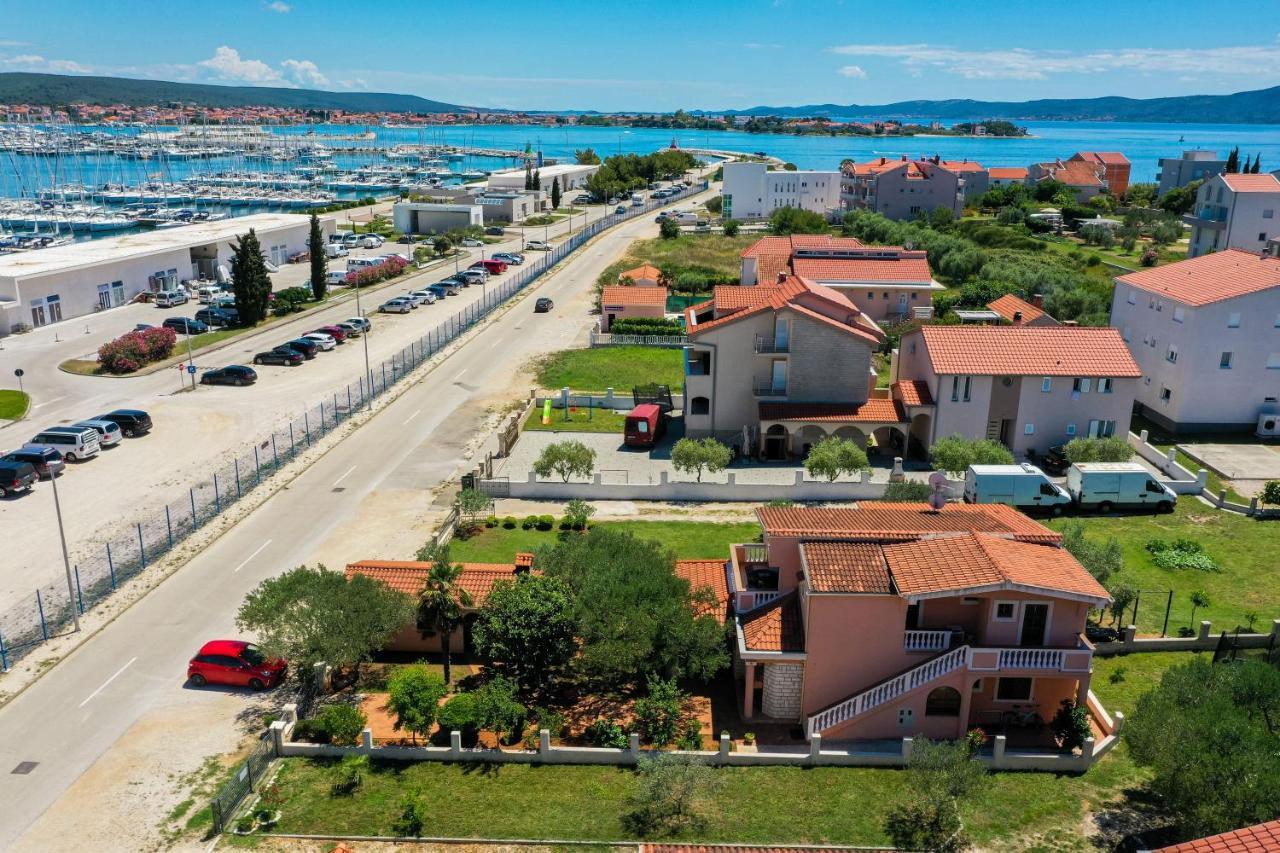 ביבינייה Apartmani Vesna מראה חיצוני תמונה